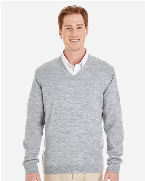 13935_fm Harriton M420 - Men's Pilbloc™ V-Neck Sweater - Image 1